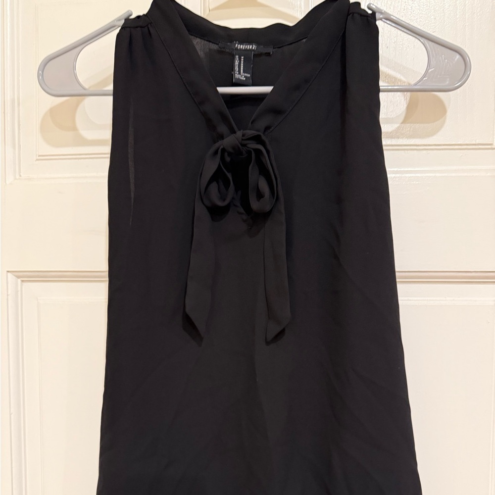 Forever 21 Black Top with Bow Accent